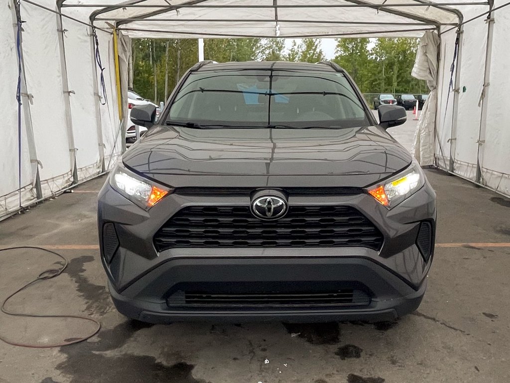 Toyota RAV4  2021 à St-Jérôme, Québec - 4 - w1024h768px