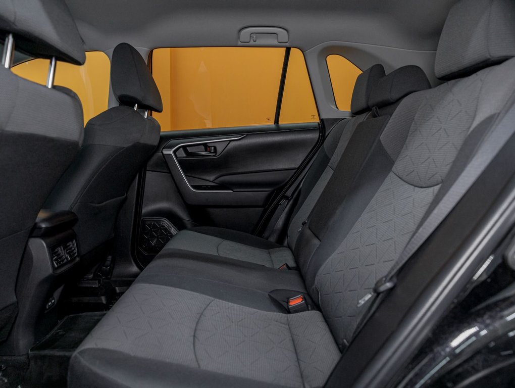 2023 Toyota RAV4 in St-Jérôme, Quebec - 27 - w1024h768px