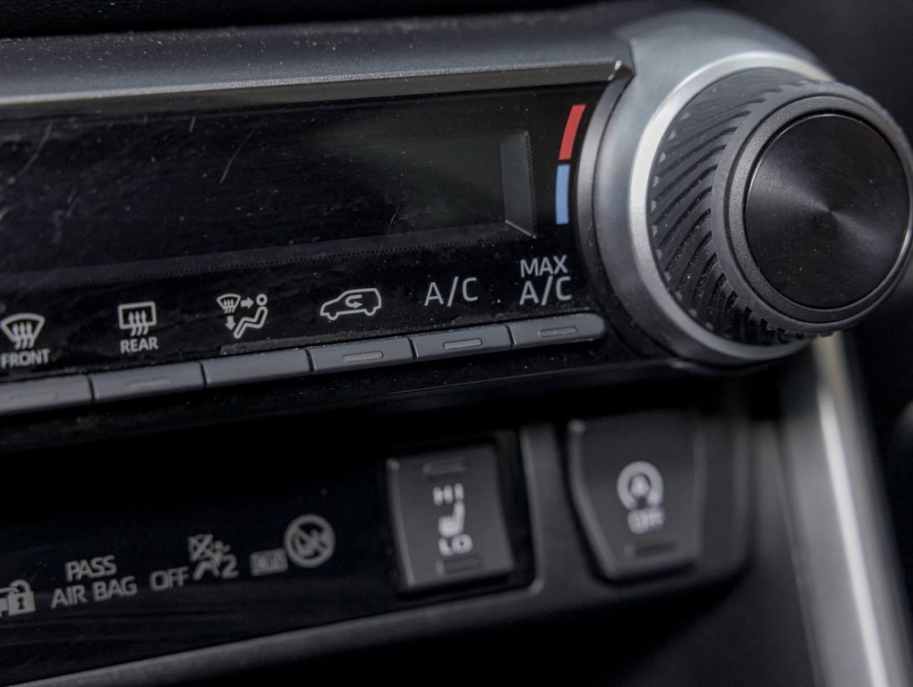 2023 Toyota RAV4 in St-Jérôme, Quebec - 21 - w1024h768px