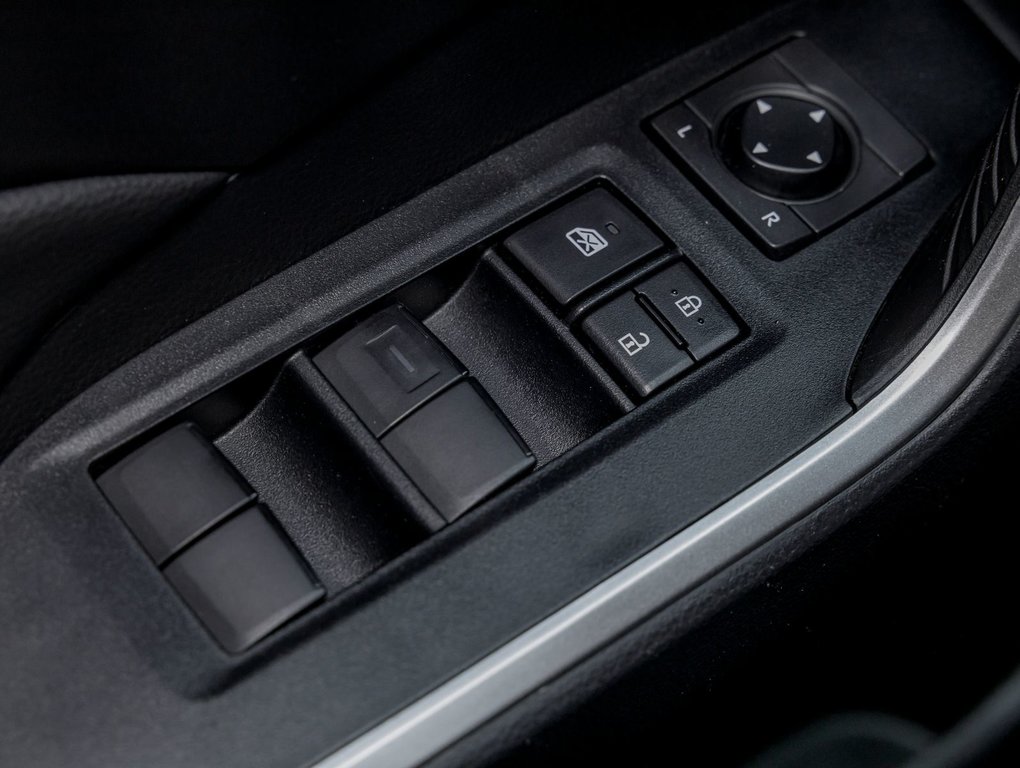 2023 Toyota RAV4 in St-Jérôme, Quebec - 25 - w1024h768px