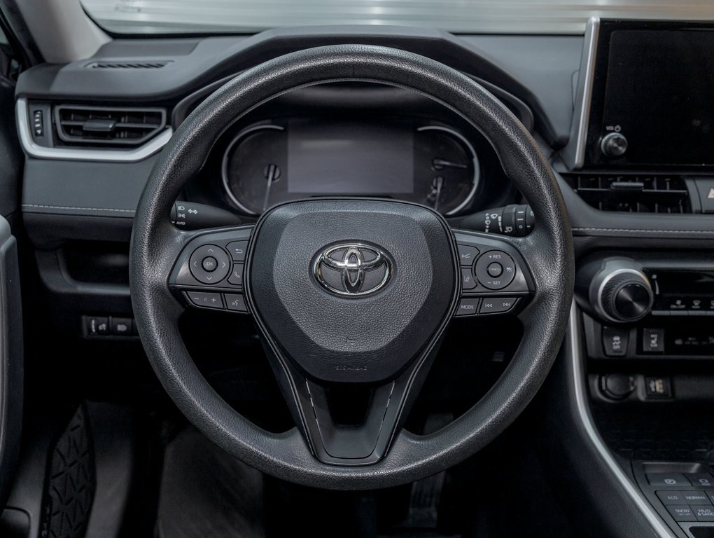 2023 Toyota RAV4 in St-Jérôme, Quebec - 12 - w1024h768px