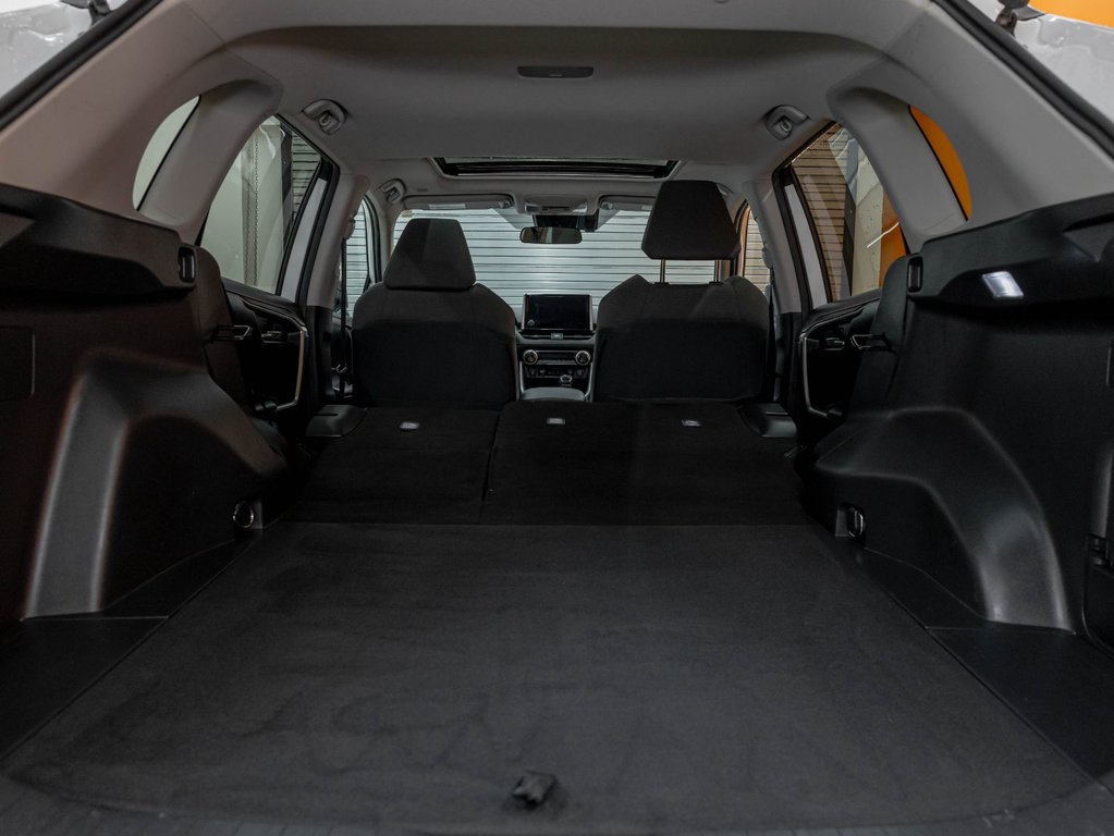 2023 Toyota RAV4 in St-Jérôme, Quebec - 34 - w1024h768px