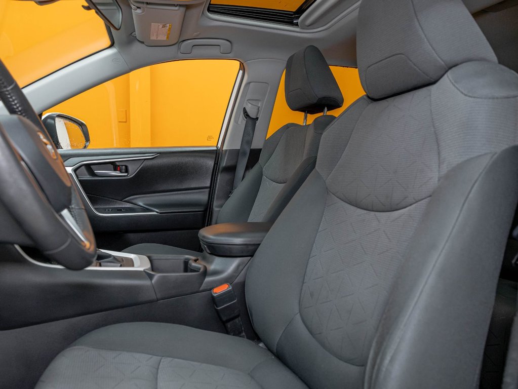2023 Toyota RAV4 in St-Jérôme, Quebec - 11 - w1024h768px