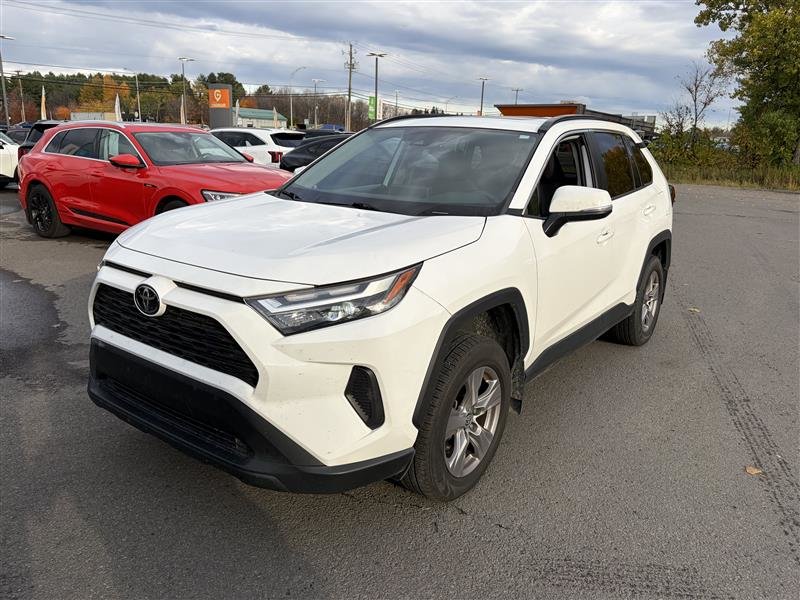 2023 Toyota RAV4 in St-Jérôme, Quebec - 1 - w1024h768px