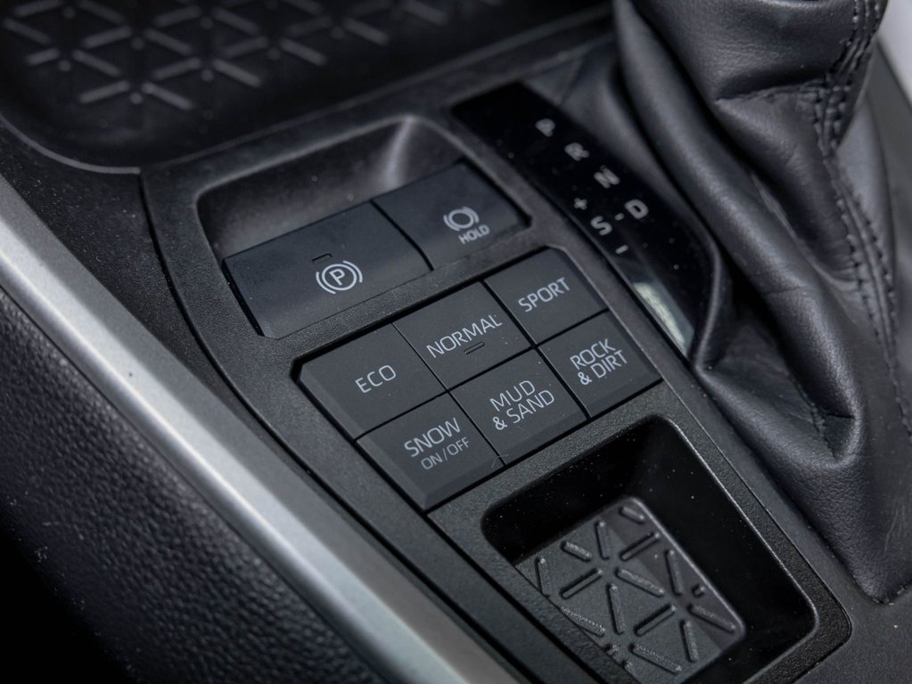 2023 Toyota RAV4 in St-Jérôme, Quebec - 25 - w1024h768px