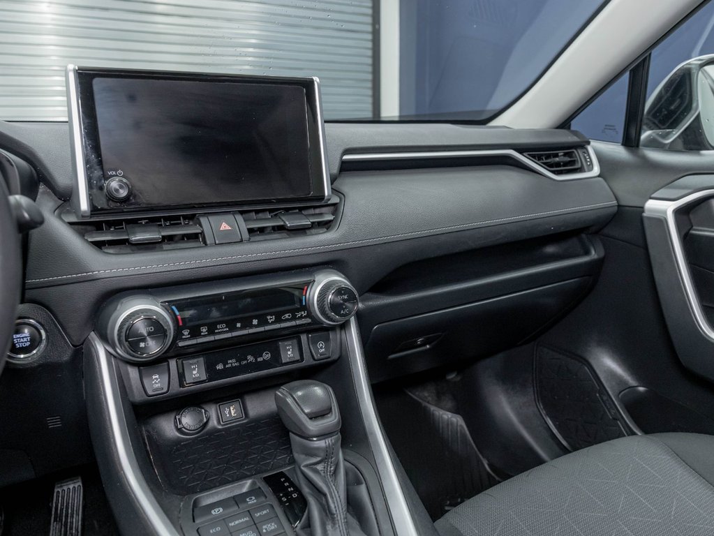 2024 Toyota RAV4 in St-Jérôme, Quebec - 20 - w1024h768px