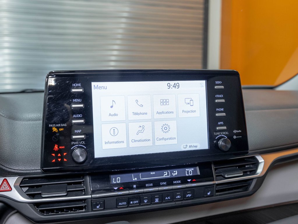 2022 Toyota Sienna in St-Jérôme, Quebec - 16 - w1024h768px