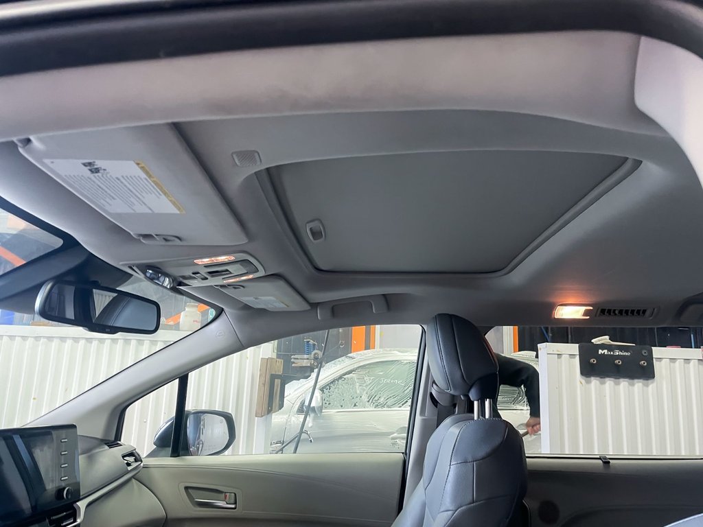 Toyota Sienna  2023 à St-Jérôme, Québec - 3 - w1024h768px