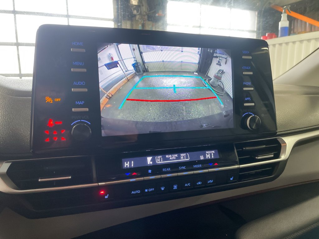 Toyota Sienna  2023 à St-Jérôme, Québec - 16 - w1024h768px