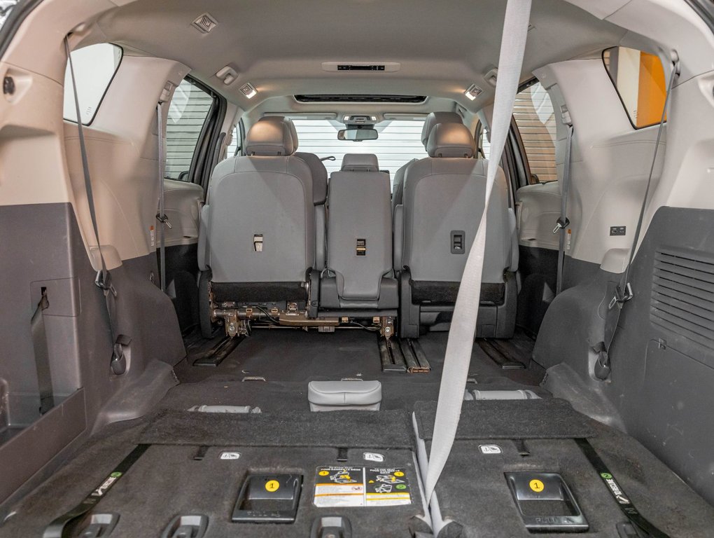 Toyota Sienna  2023 à St-Jérôme, Québec - 34 - w1024h768px