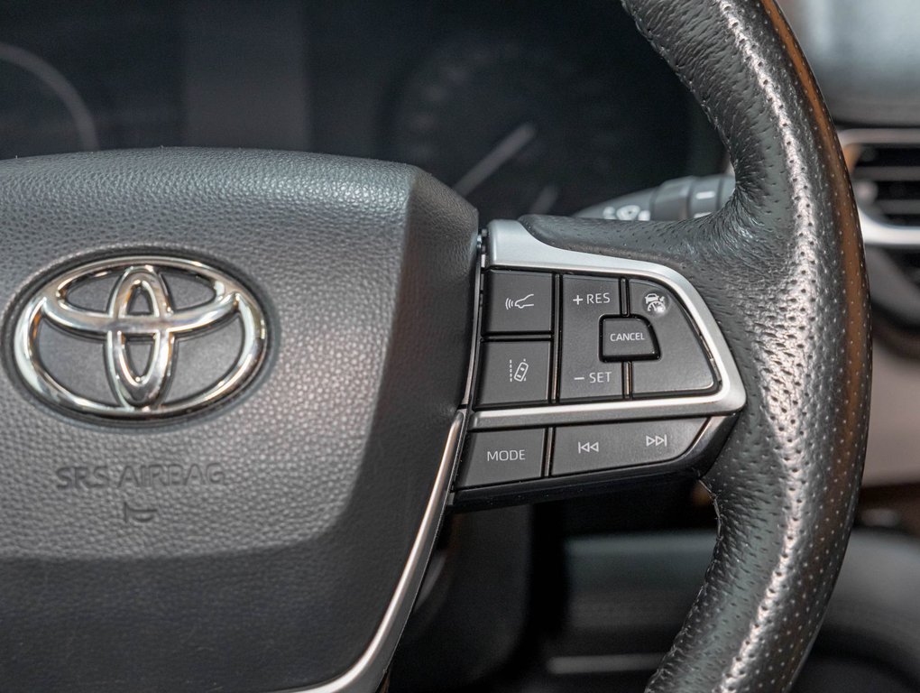 Toyota Sienna  2023 à St-Jérôme, Québec - 16 - w1024h768px