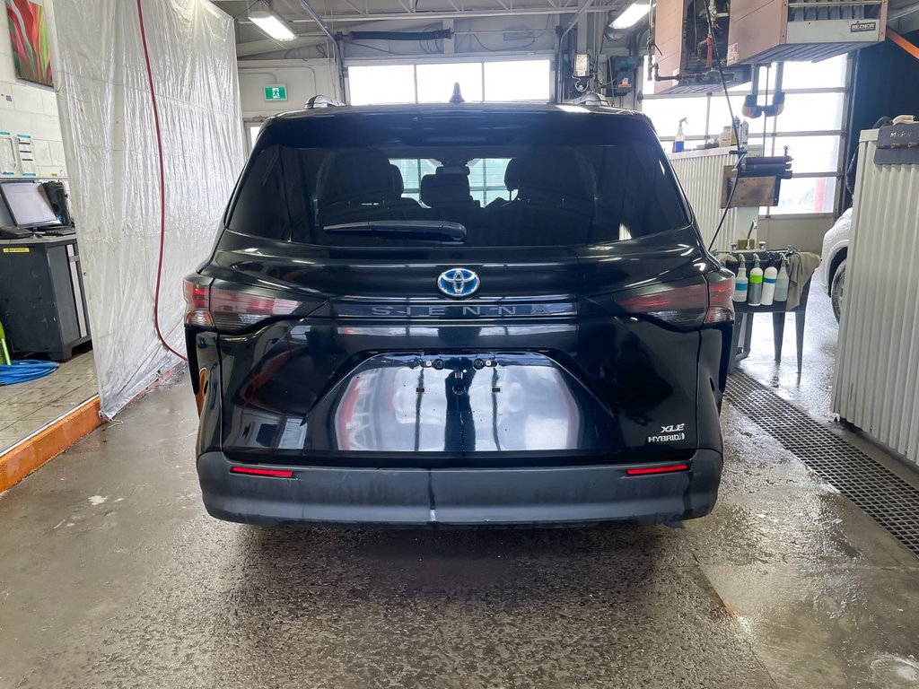 Toyota Sienna  2023 à St-Jérôme, Québec - 8 - w1024h768px