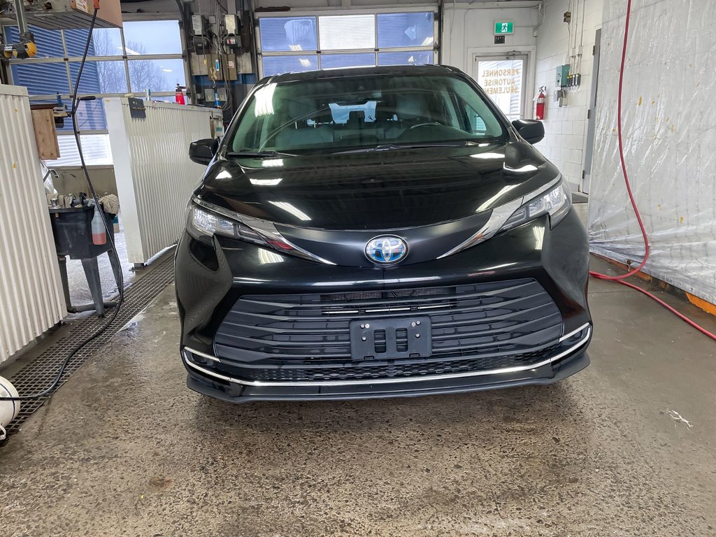 Toyota Sienna  2023 à St-Jérôme, Québec - 5 - w1024h768px