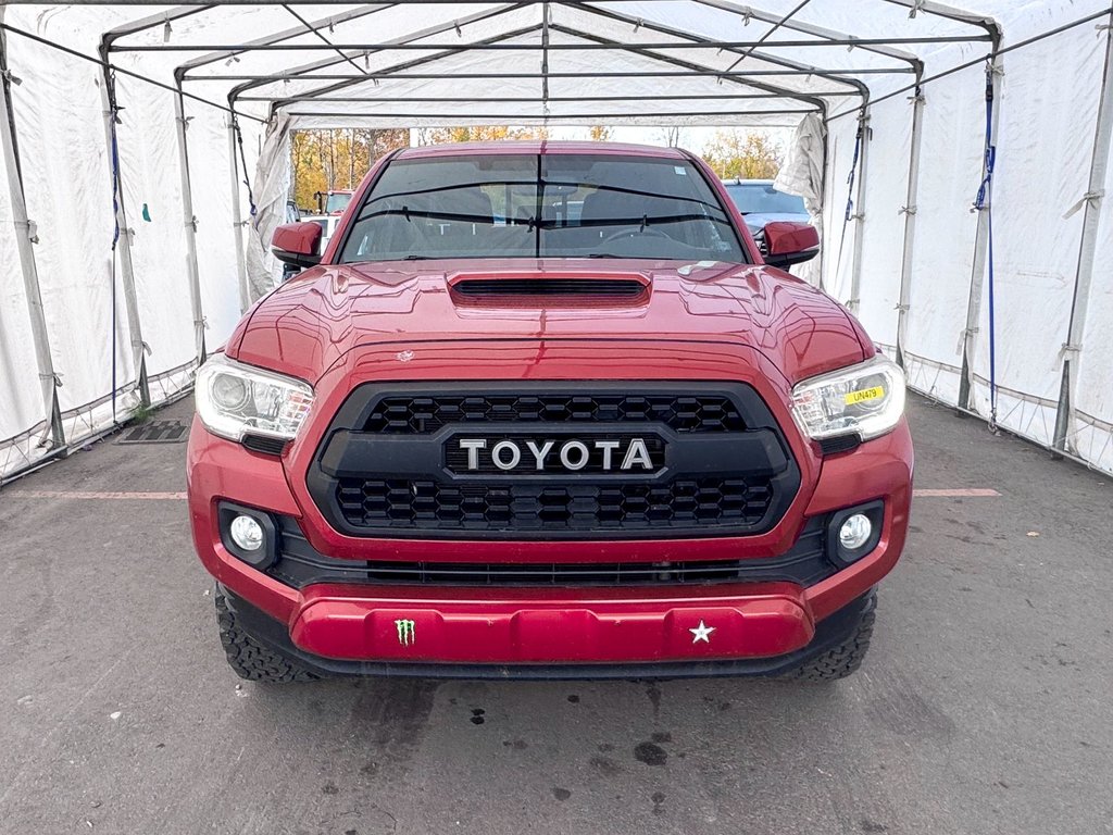 2016 Toyota Tacoma in St-Jérôme, Quebec - 5 - w1024h768px