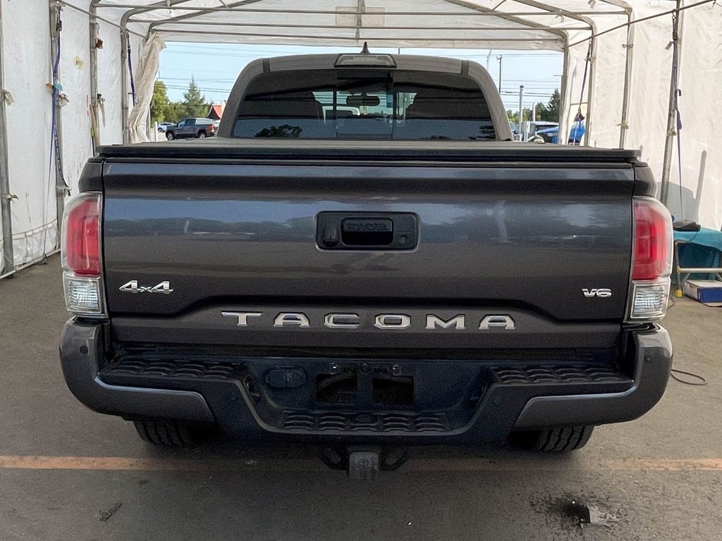 2017 Toyota Tacoma in St-Jérôme, Quebec - 8 - w1024h768px