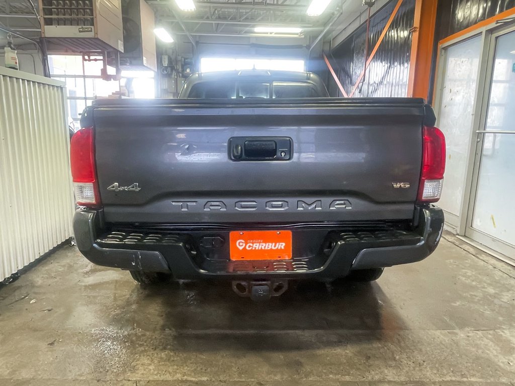 Toyota Tacoma  2017 à St-Jérôme, Québec - 6 - w1024h768px