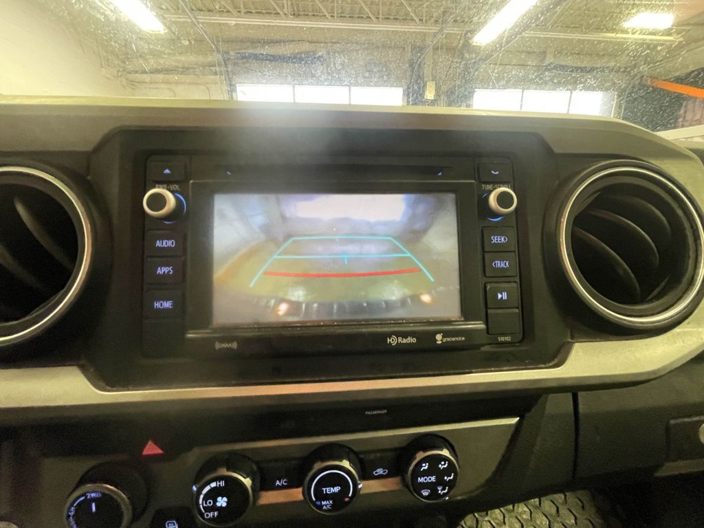 Toyota Tacoma  2017 à St-Jérôme, Québec - 12 - w1024h768px