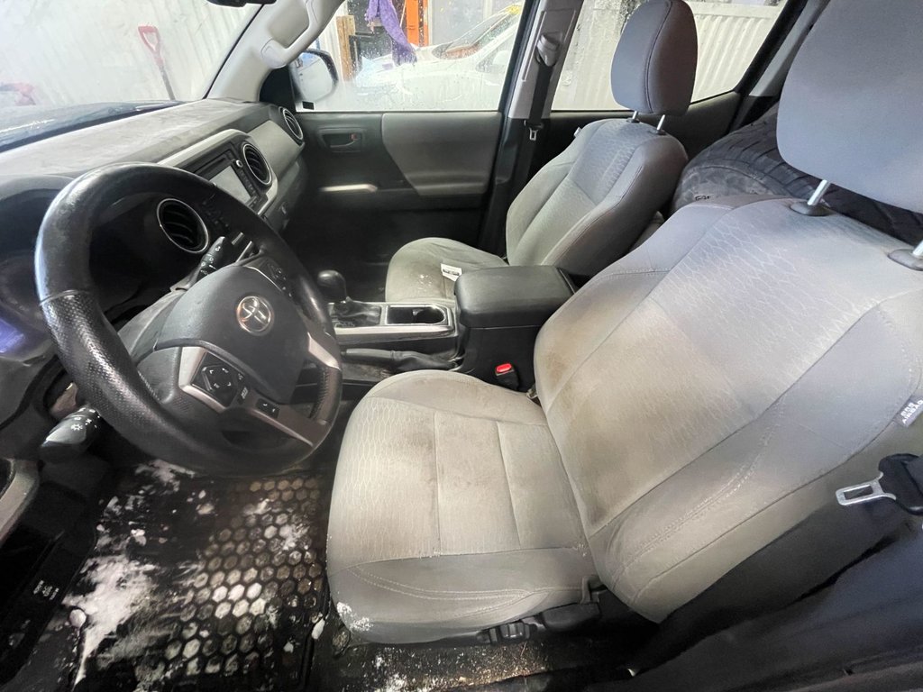 Toyota Tacoma  2017 à St-Jérôme, Québec - 3 - w1024h768px