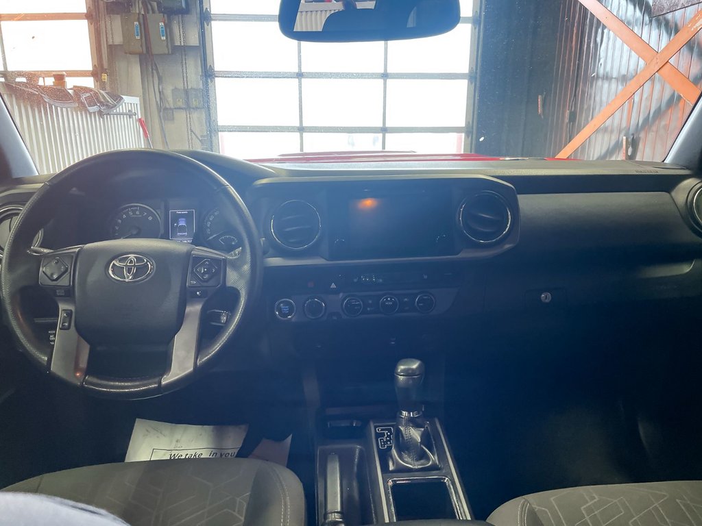 Toyota Tacoma  2017 à St-Jérôme, Québec - 10 - w1024h768px