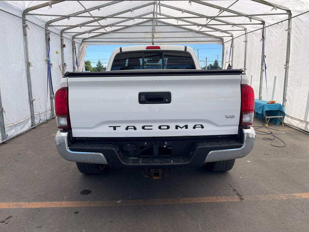 Toyota Tacoma  2018 à St-Jérôme, Québec - 8 - w1024h768px