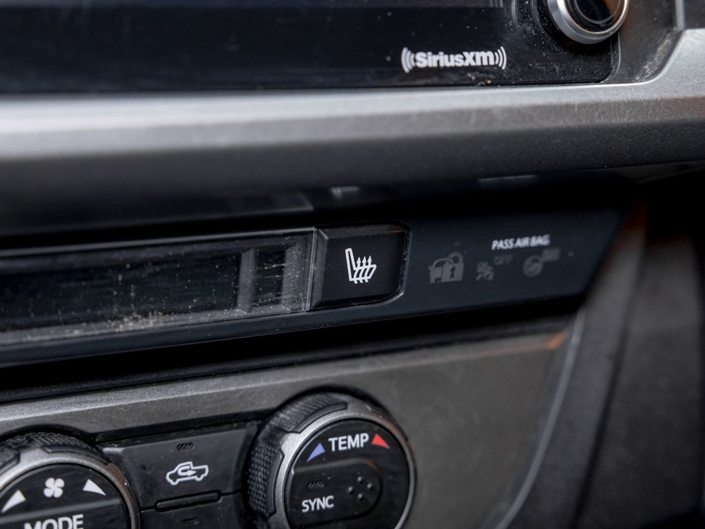 2021 Toyota Tacoma in St-Jérôme, Quebec - 21 - w1024h768px