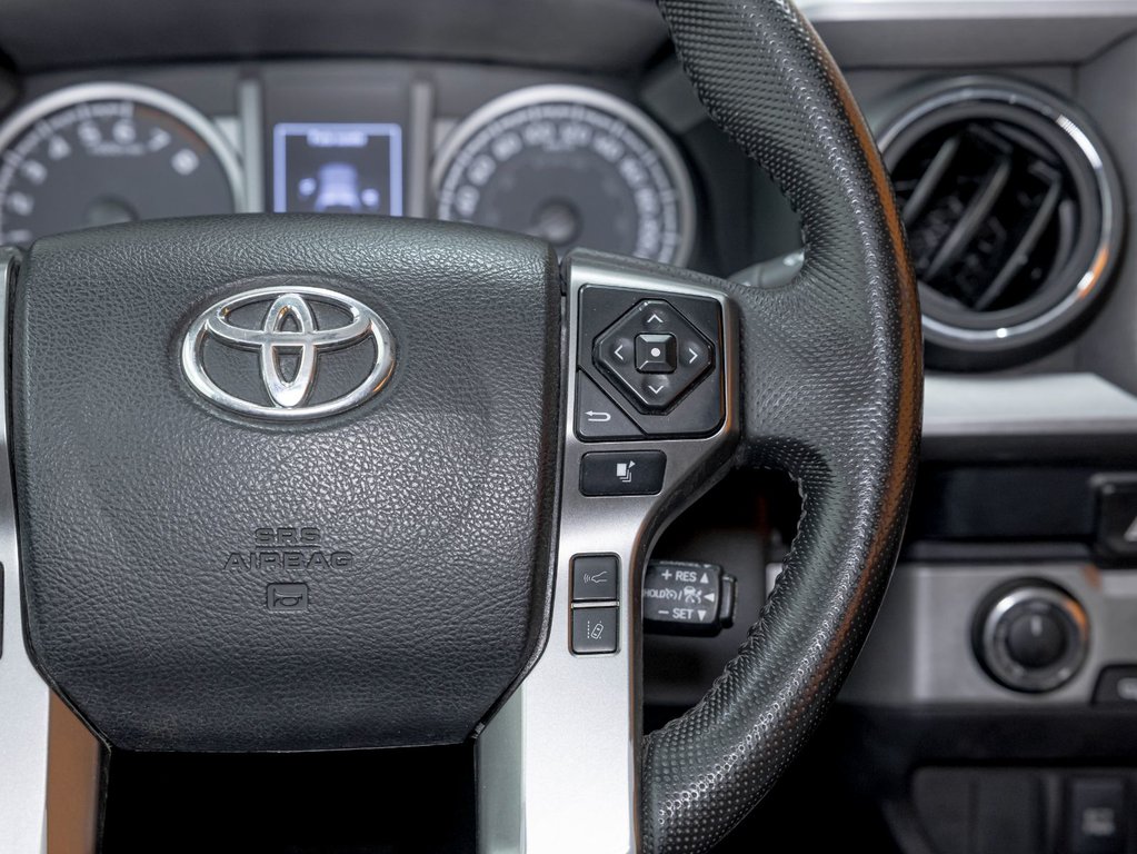 2021 Toyota Tacoma in St-Jérôme, Quebec - 15 - w1024h768px
