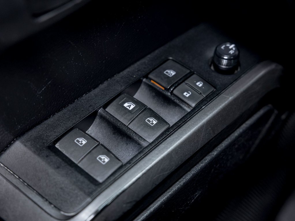 2021 Toyota Tacoma in St-Jérôme, Quebec - 27 - w1024h768px