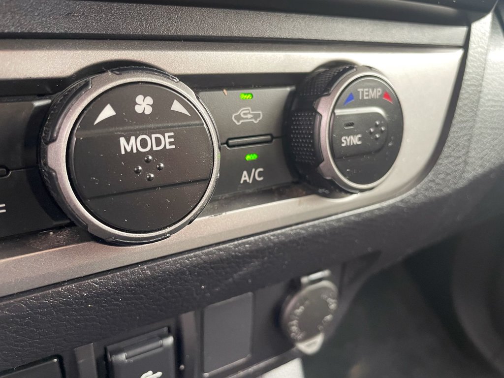 Toyota Tacoma  2022 à St-Jérôme, Québec - 14 - w1024h768px