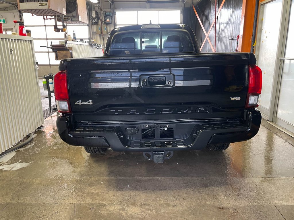 2022 Toyota Tacoma in St-Jérôme, Quebec - 6 - w1024h768px