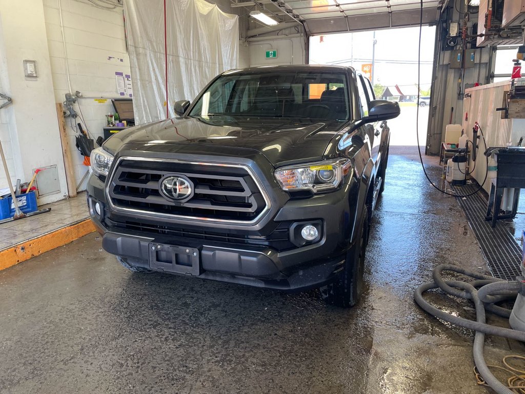 Toyota Tacoma  2022 à St-Jérôme, Québec - 1 - w1024h768px
