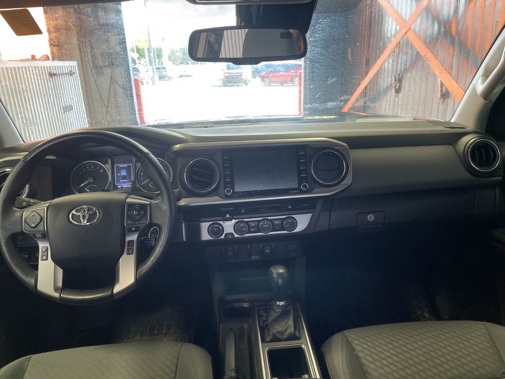 2022 Toyota Tacoma in St-Jérôme, Quebec - 10 - w1024h768px