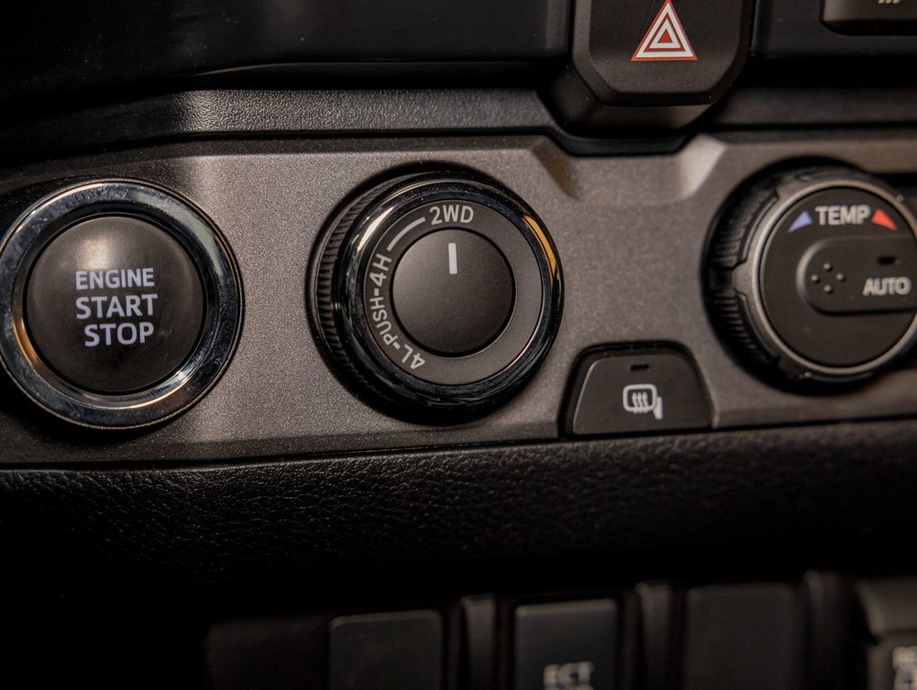 2023 Toyota Tacoma in St-Jérôme, Quebec - 23 - w1024h768px