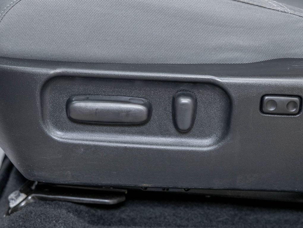 2023 Toyota Tacoma in St-Jérôme, Quebec - 22 - w1024h768px