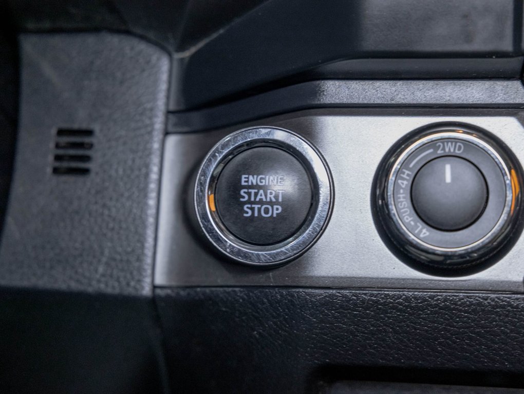 2023 Toyota Tacoma in St-Jérôme, Quebec - 24 - w1024h768px