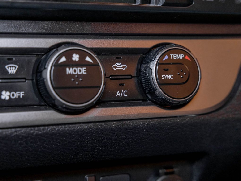 2023 Toyota Tacoma in St-Jérôme, Quebec - 16 - w1024h768px