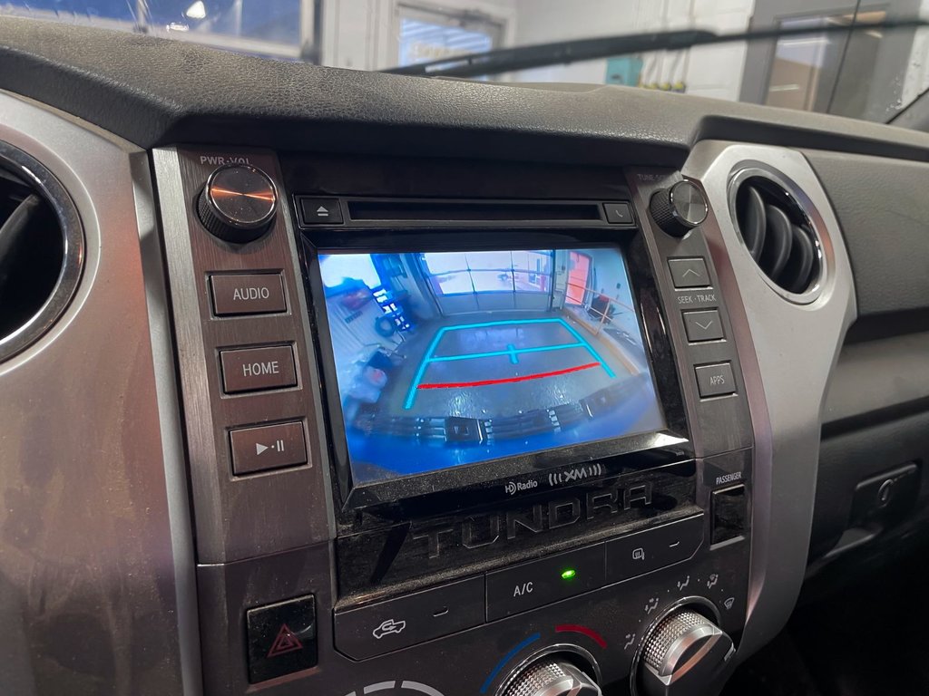 2017 Toyota Tundra in St-Jérôme, Quebec - 12 - w1024h768px