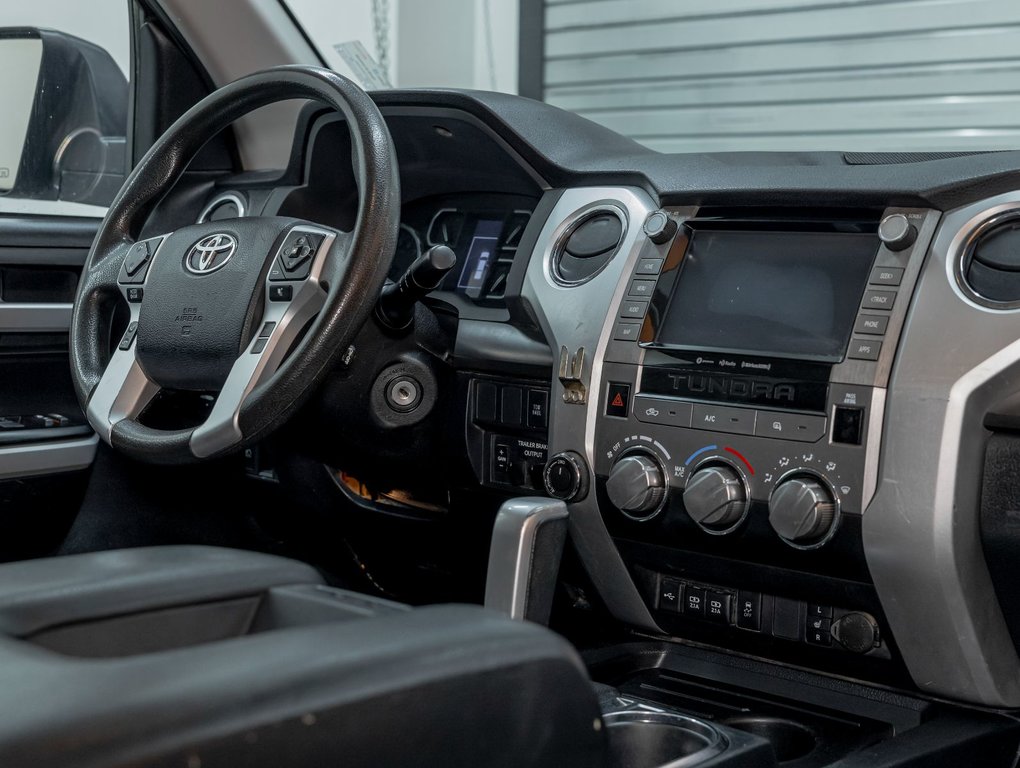 2020 Toyota Tundra in St-Jérôme, Quebec - 27 - w1024h768px