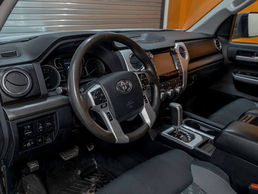 2020 Toyota Tundra in St-Jérôme, Quebec - 2 - w1024h768px