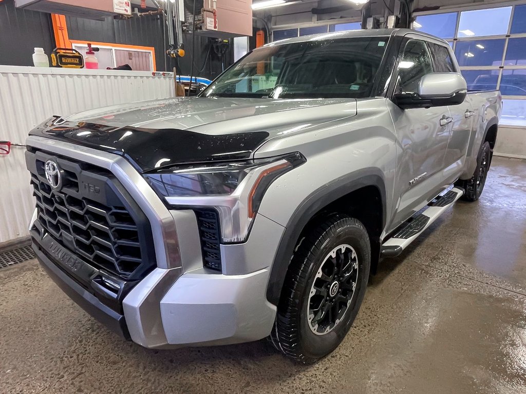 Toyota Tundra  2022 à St-Jérôme, Québec - 1 - w1024h768px