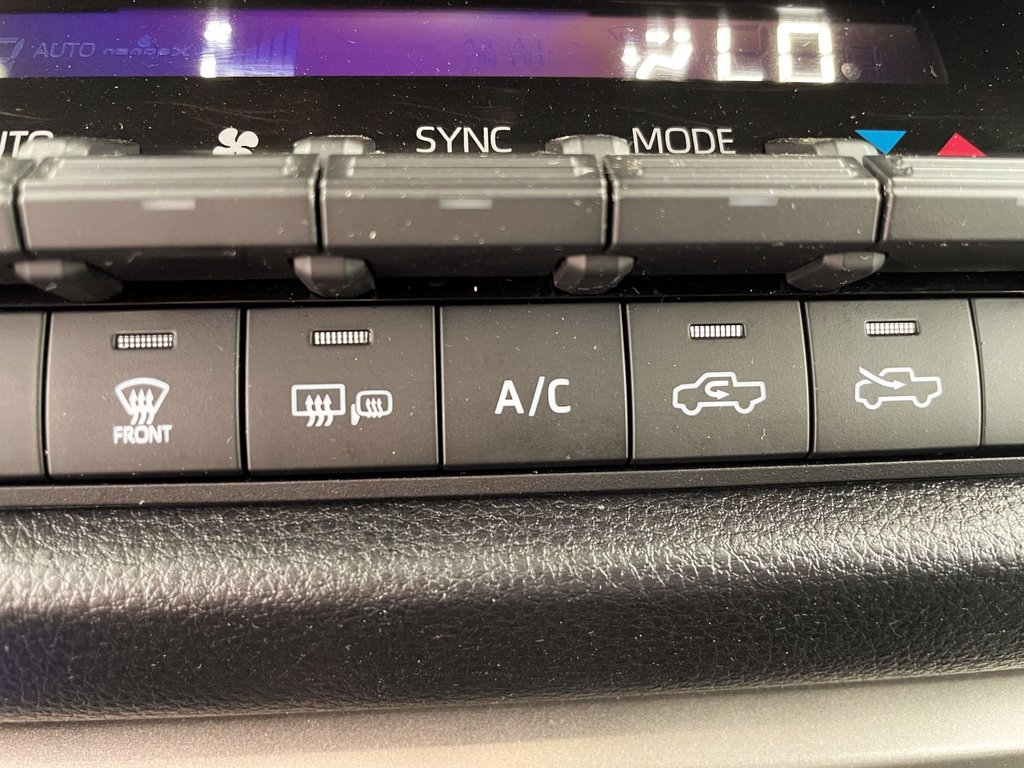 2022 Toyota Tundra in St-Jérôme, Quebec - 16 - w1024h768px