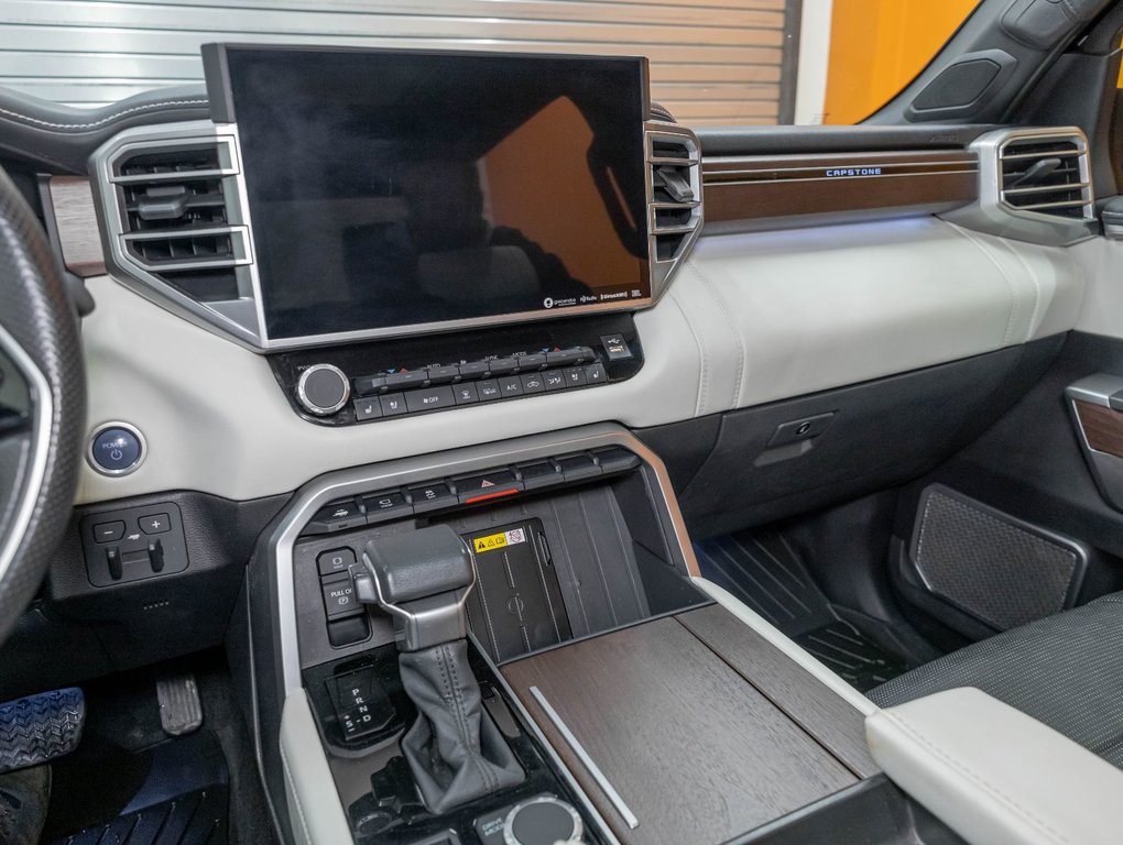Toyota Tundra  2022 à St-Jérôme, Québec - 21 - w1024h768px