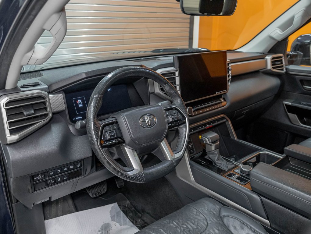 Toyota Tundra  2023 à St-Jérôme, Québec - 2 - w1024h768px