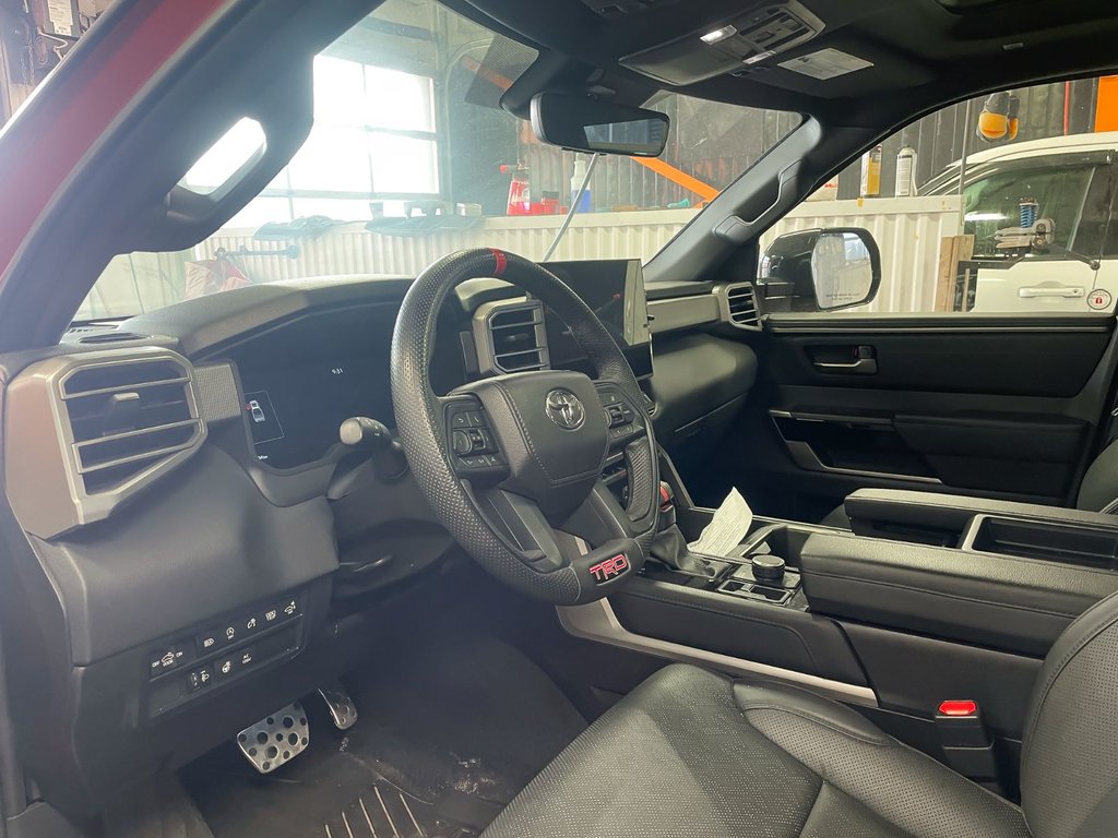 Toyota Tundra  2025 à St-Jérôme, Québec - 5 - w1024h768px