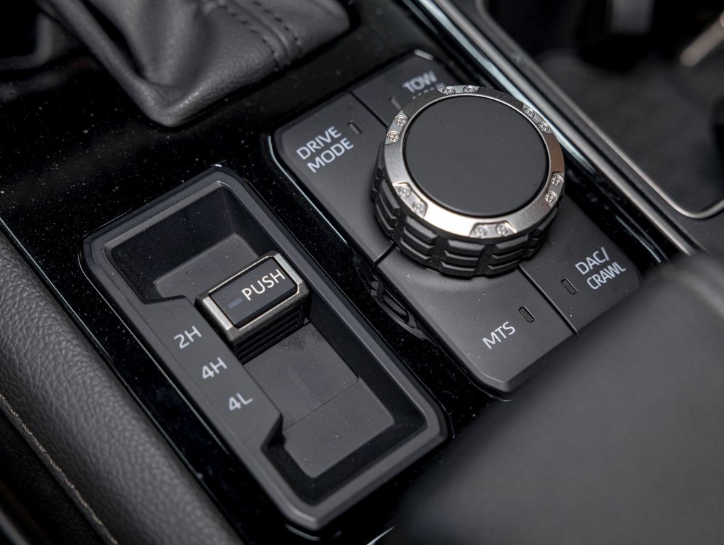 2025 Toyota Tundra in St-Jérôme, Quebec - 27 - w1024h768px