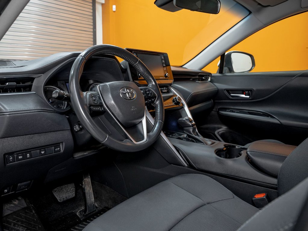 2022 Toyota Venza in St-Jérôme, Quebec - 2 - w1024h768px
