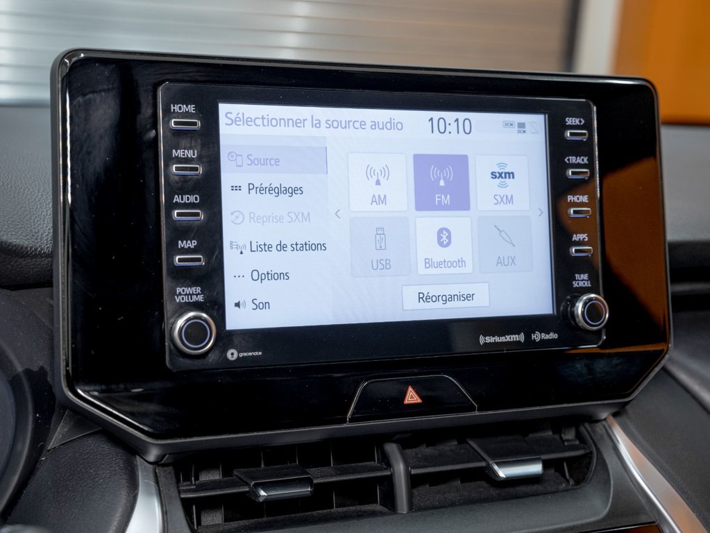 2022 Toyota Venza in St-Jérôme, Quebec - 16 - w1024h768px
