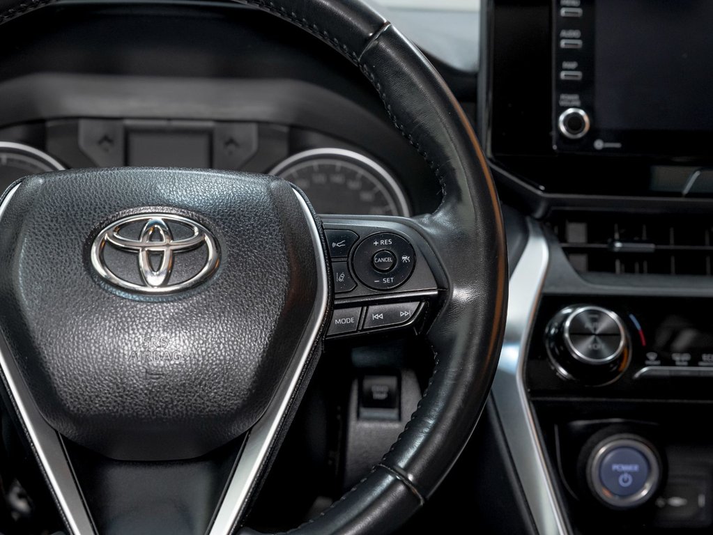 2022 Toyota Venza in St-Jérôme, Quebec - 15 - w1024h768px
