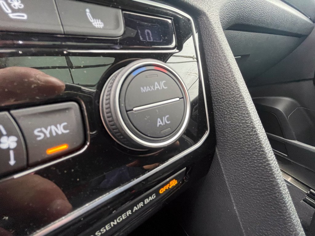 2022 Volkswagen Atlas Cross Sport in St-Jérôme, Quebec - 13 - w1024h768px