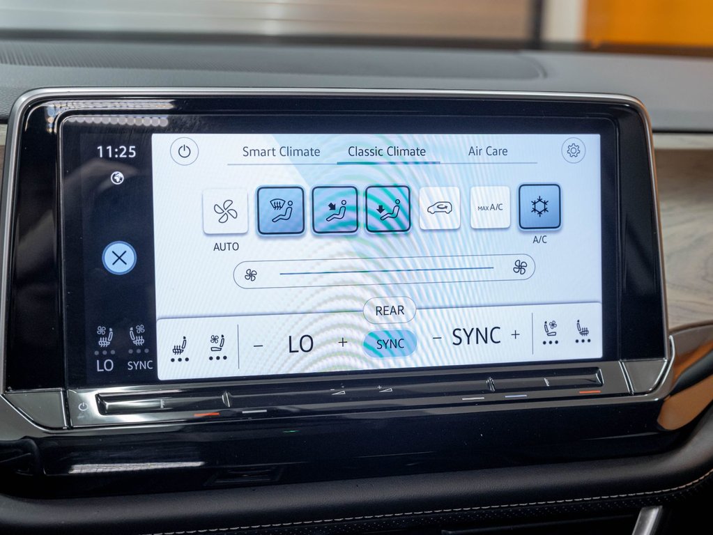 Volkswagen Atlas  2024 à St-Jérôme, Québec - 16 - w1024h768px