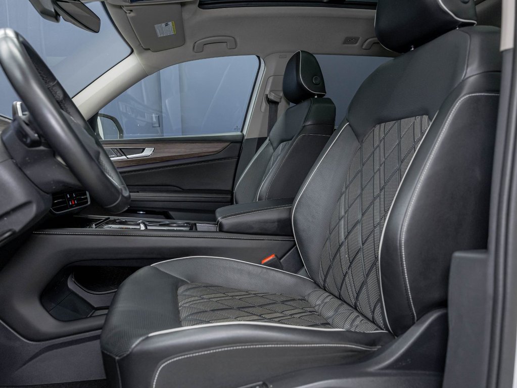 Volkswagen Atlas  2024 à St-Jérôme, Québec - 11 - w1024h768px